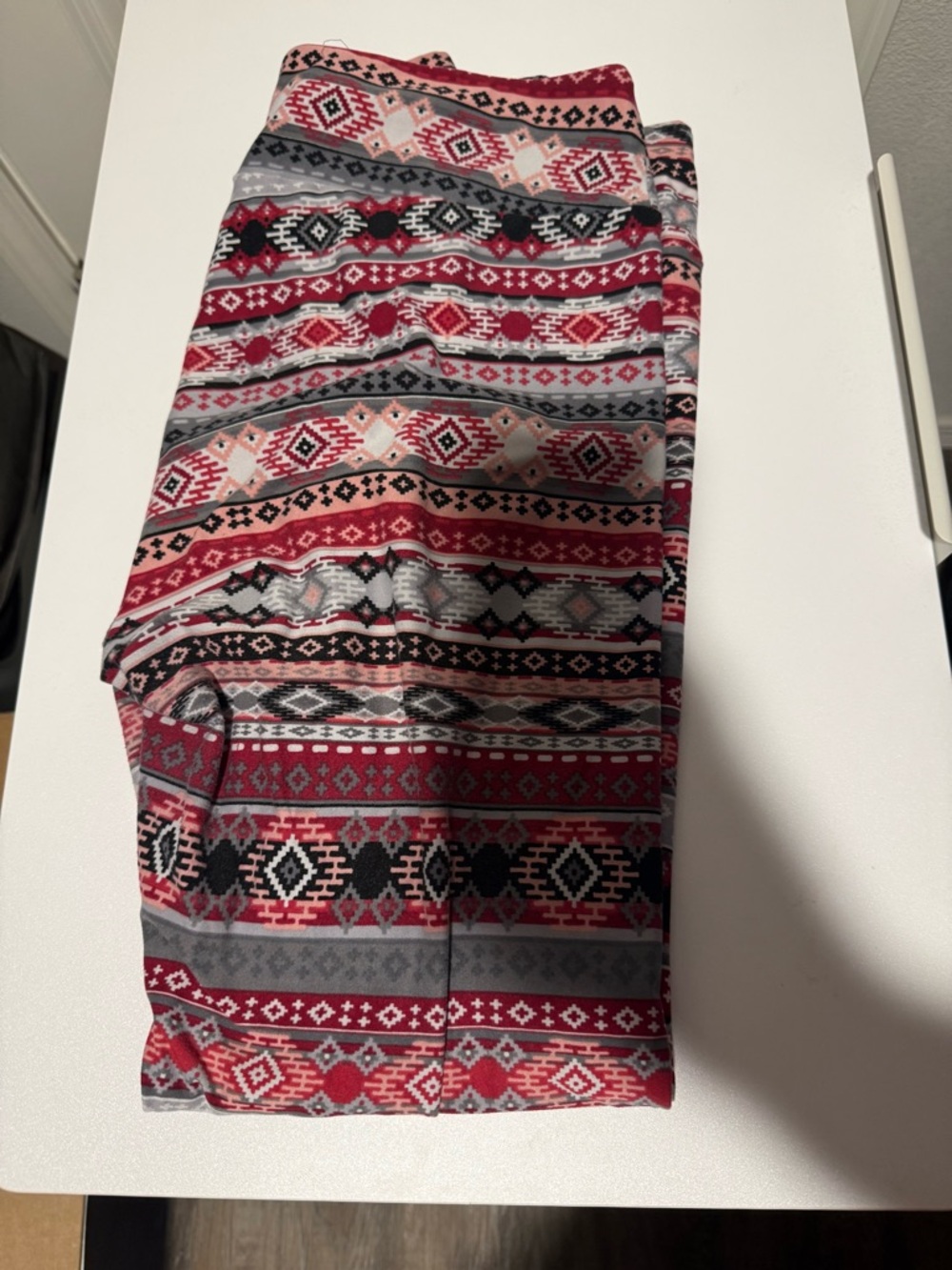 LuLaRoe Patterned Leggings in Red, Pink, Gray, Black